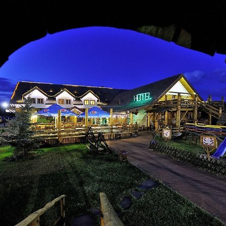 Zajazd Mihalufka Skepe Exteriör bild
